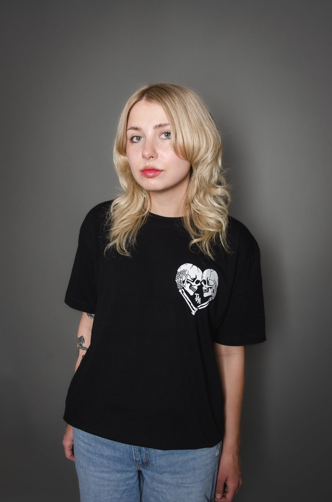 SBTB Heart Black - Tee - Tee